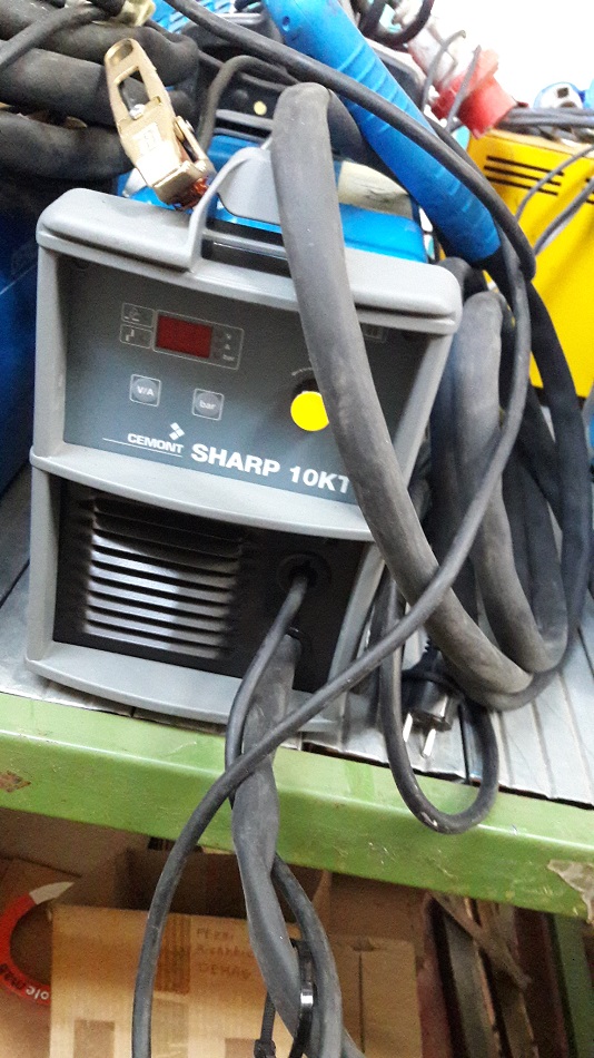 Attrezzatura officina in vendita