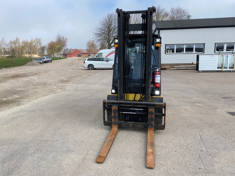 Carrello elevatore Hyundai 30D-9 in vendita - foto 4