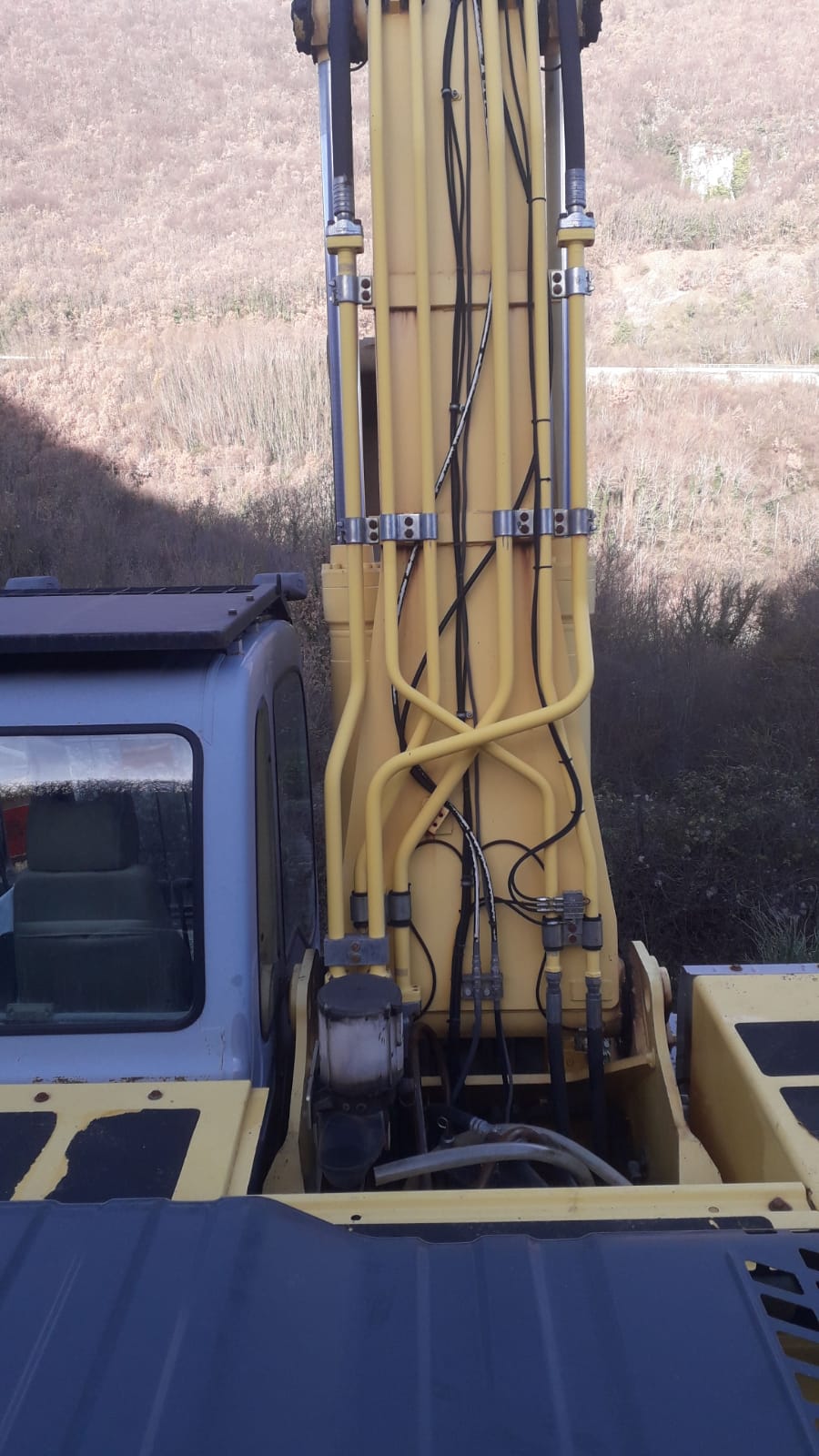 ESCAVATORE NEW HOLLAND E385 B in vendita - foto 7