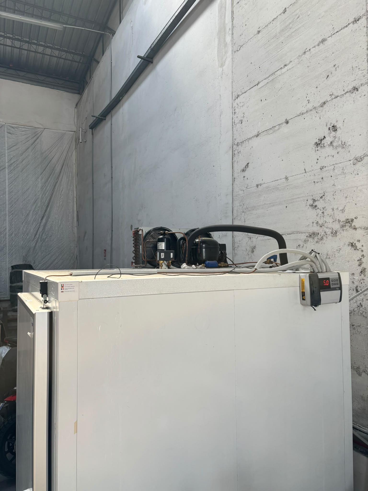 vendesi cella frigo positiva quasi nuova! in vendita - foto 2