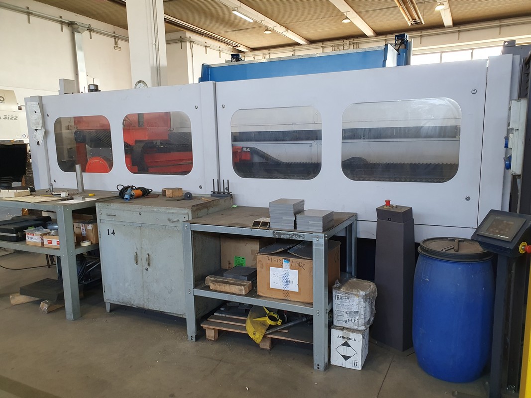 IMPIANTO DI TAGLIO LASER BYSTRONIC BYSPRINT 3015 CO2 in vendita - foto 9
