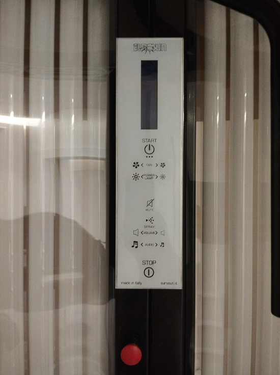 Solarium Verticale Professionale Eurosun Magic 54V in vendita - foto 3