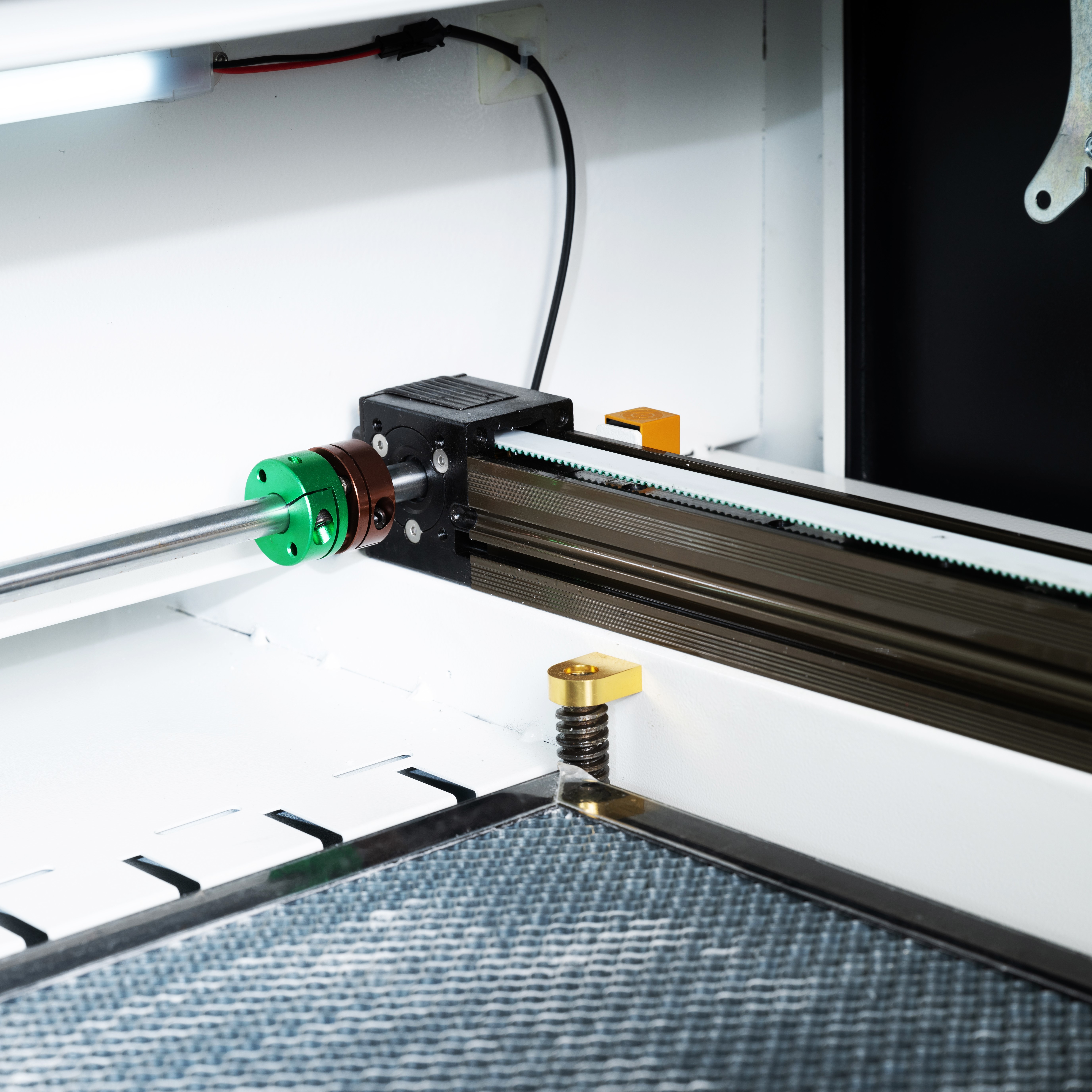 Taglio e incisore laser CO2 130w per non metalli in vendita - foto 6