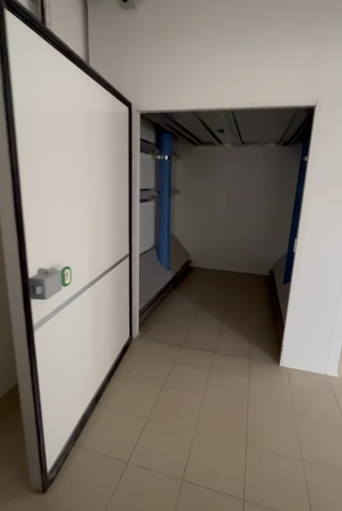 Essiccatoio Statico Elettrico da 4 Carrelli in vendita - foto 4