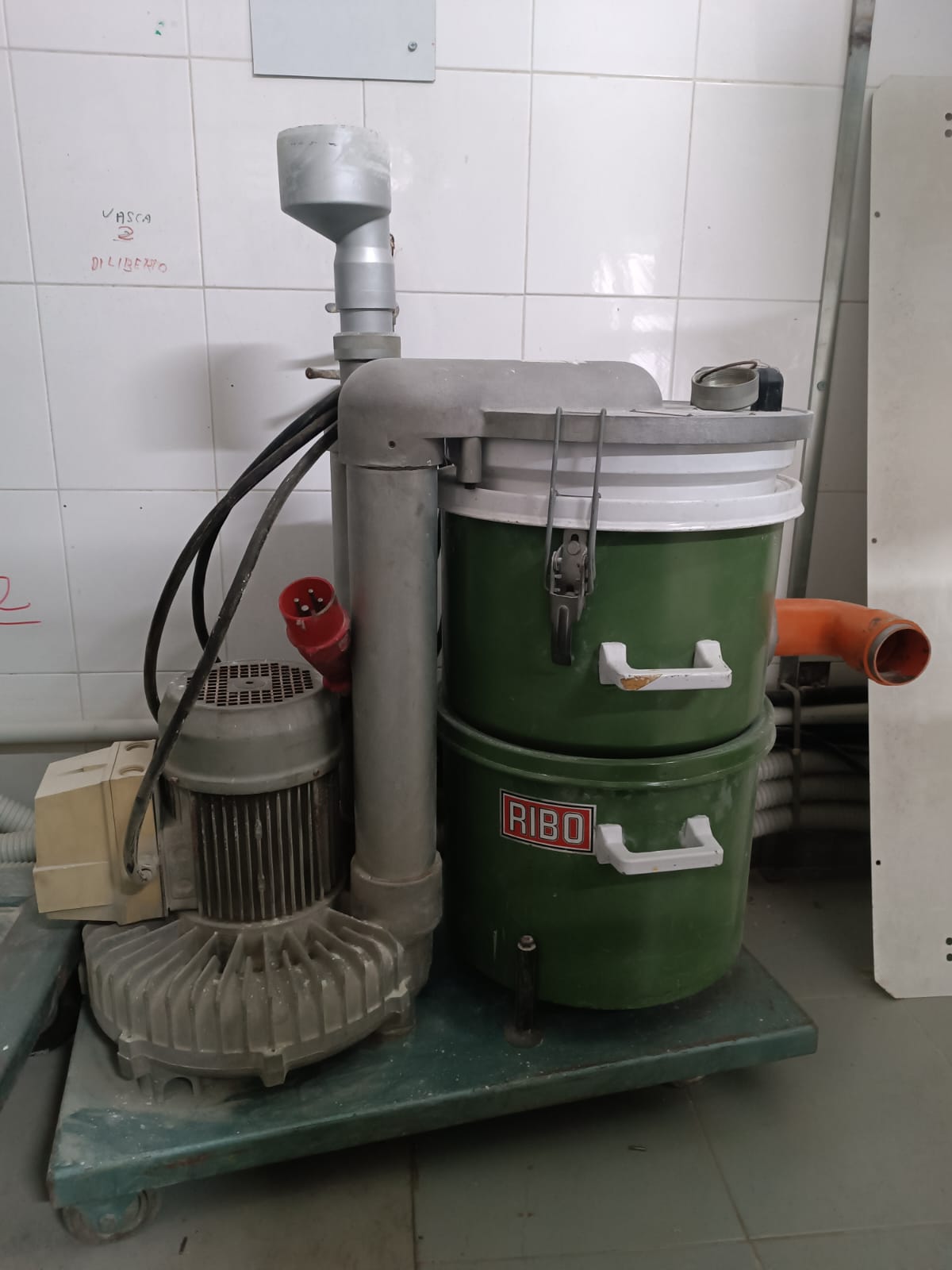 Aspiratori Industriali RIBO di varie potenze in vendita - foto 8