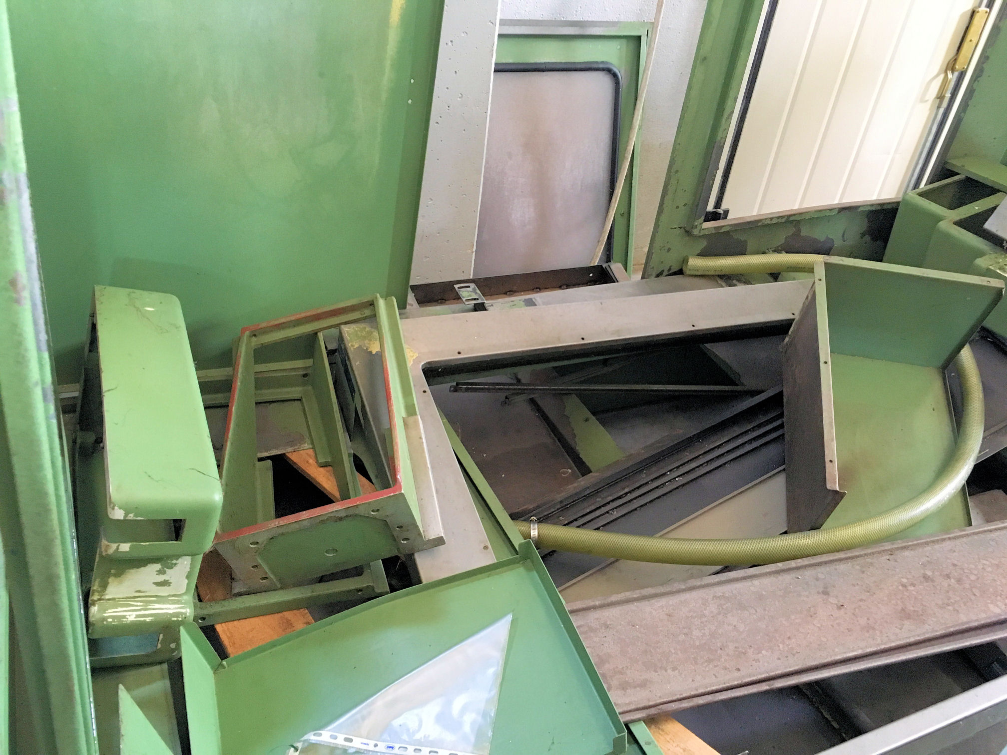 CENTRO DI LAVORO VERT. "KONDIA" MOD. B 1000 in vendita - foto 3