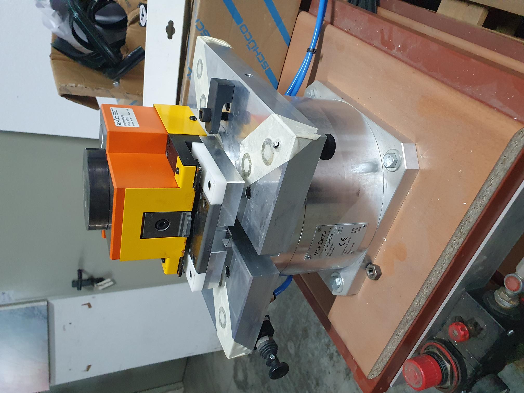BASE PRESSA + ADATTORI E ACCESSORI PER INFISSI in vendita - foto 12