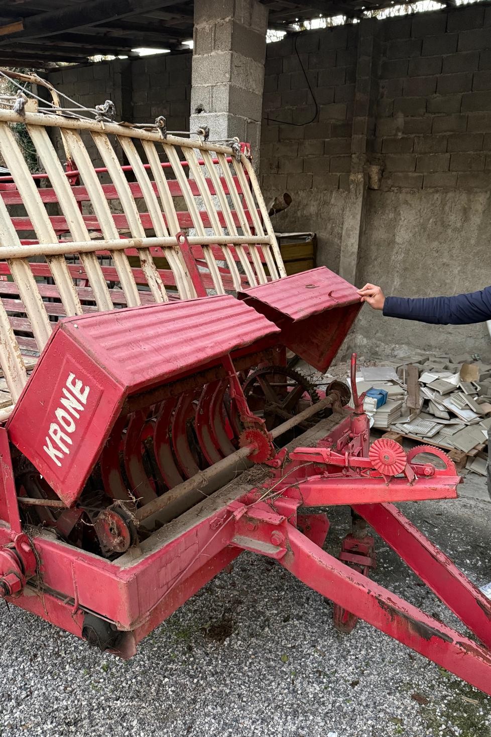 Carro raccogli fieno Krone in vendita - foto 8