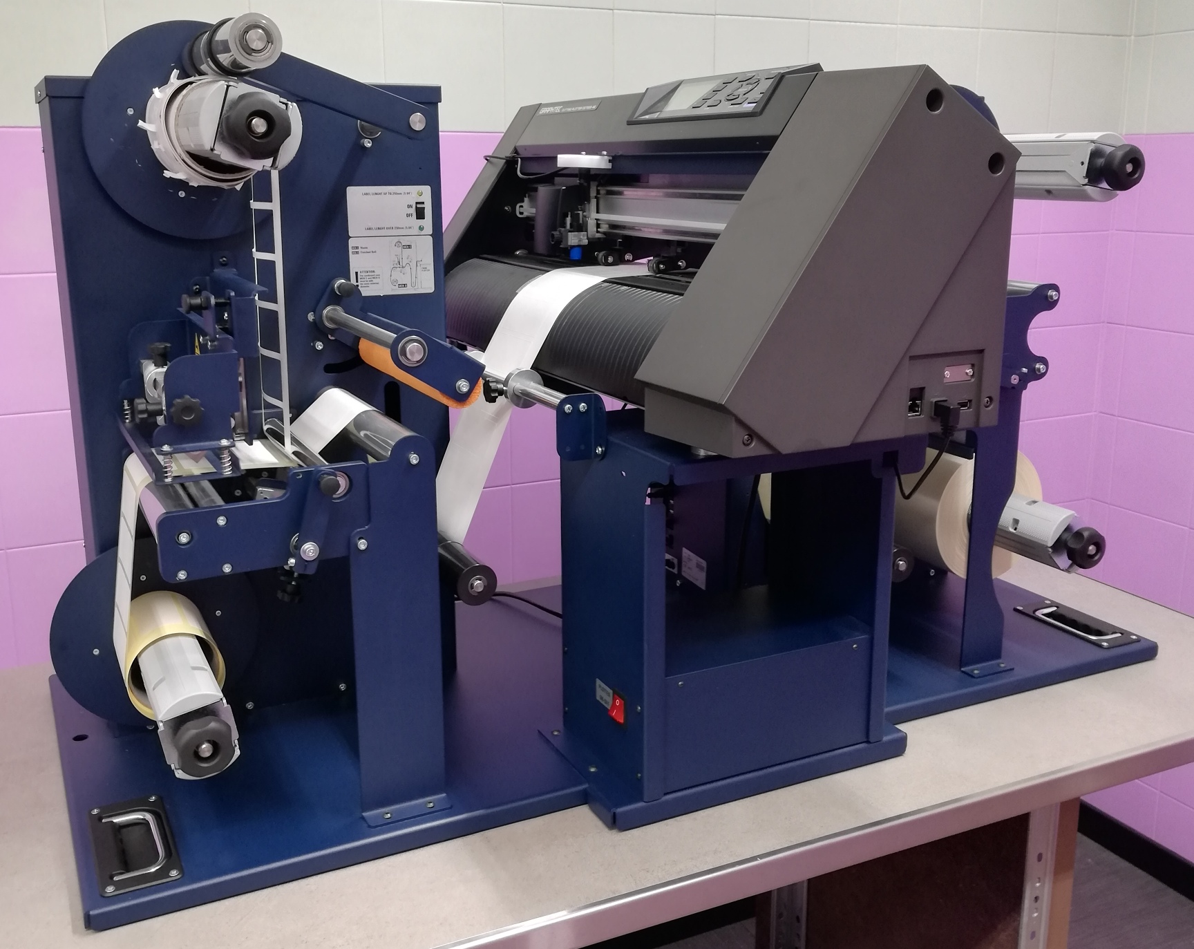 FUSTELLATORE (PLOTTER DA TAGLIO)  in vendita - foto 3