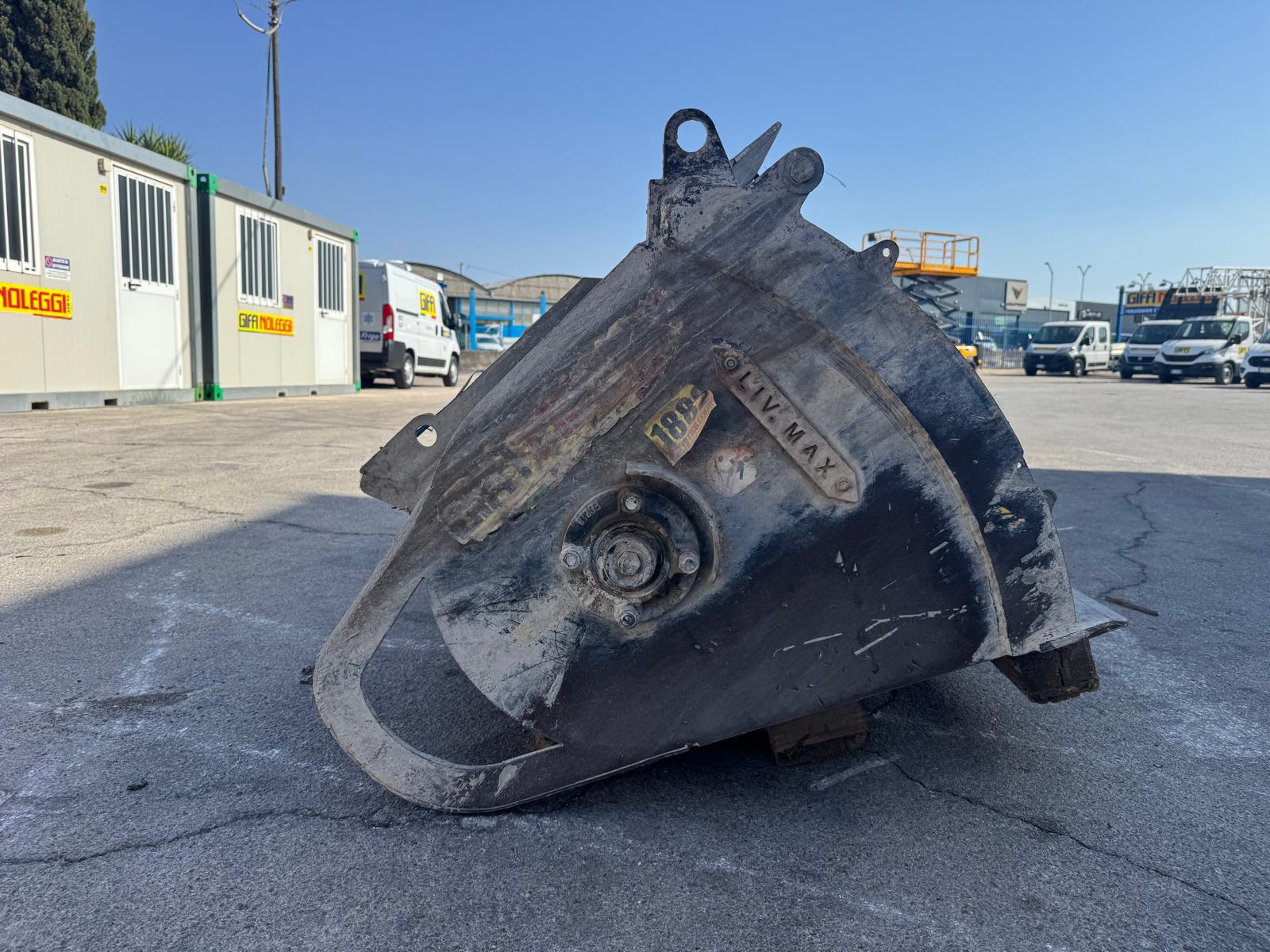 Benna miscelatrice SIMA S33  in vendita - foto 4