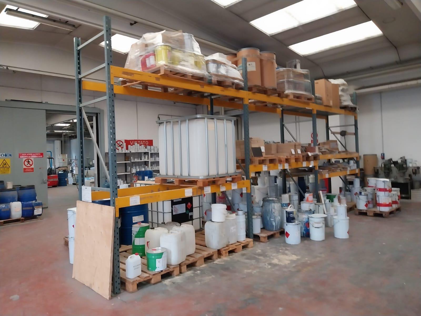IMPIANTO DI PRODUZIONE VERNICI in vendita - foto 2