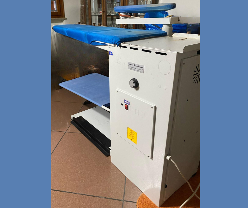 TAVOLO DA STIRO ASPIRANTE PROFESSIONALE in vendita - foto 2
