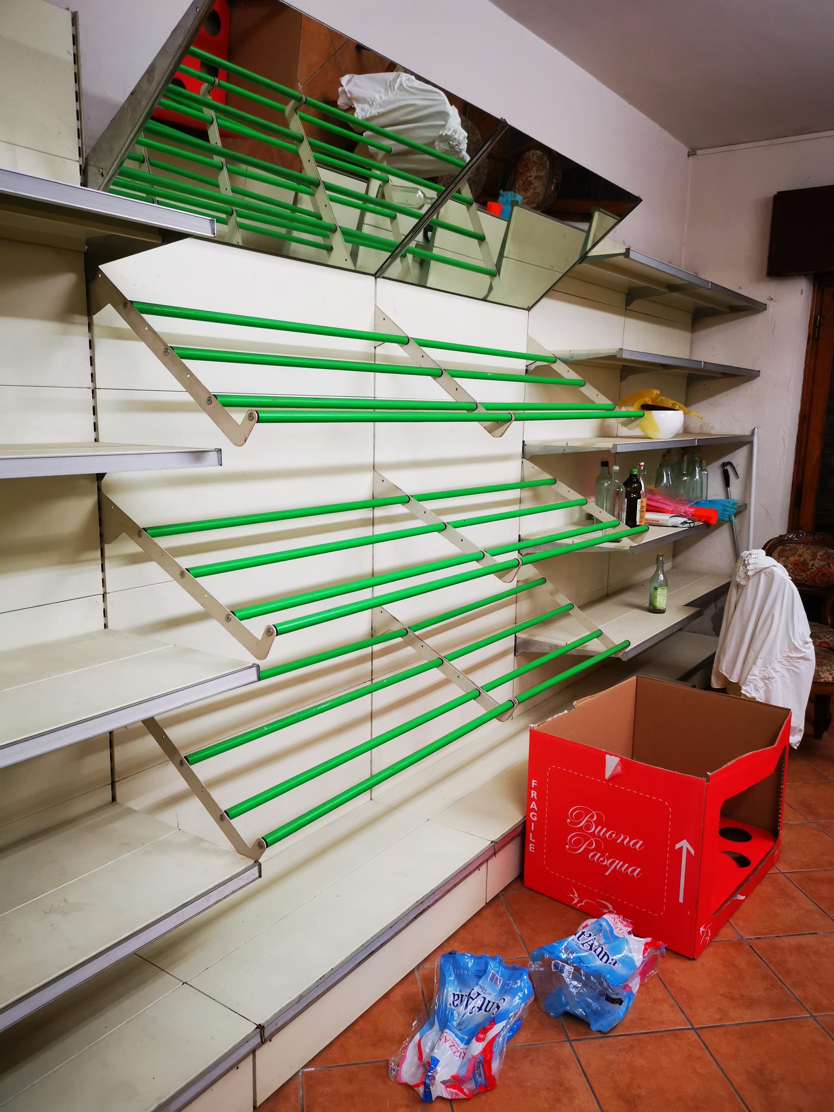 Attrezzature supermercato in vendita