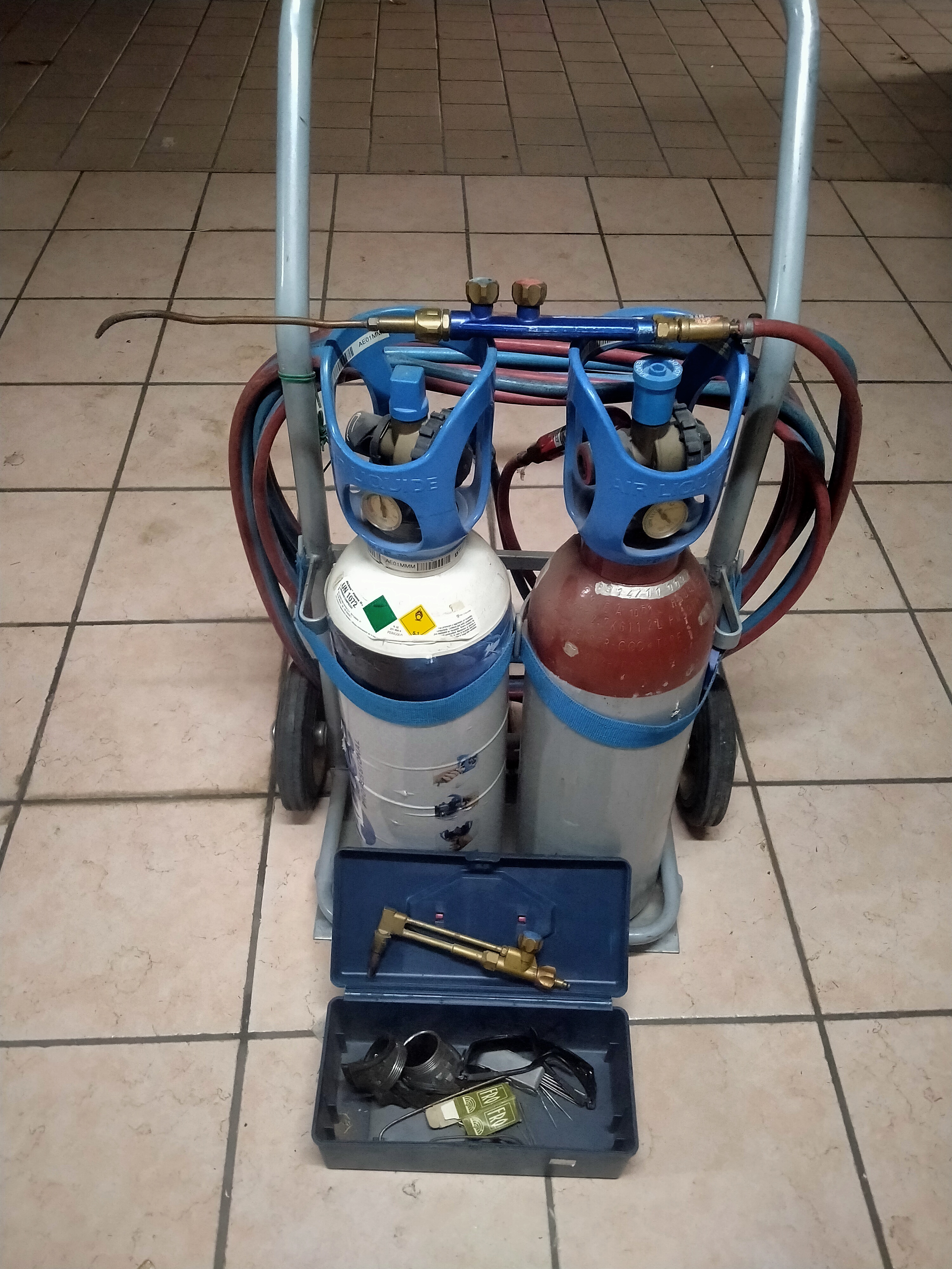 KIT BOMBOLE OSSIGENO/ACETILENE in vendita - foto 1