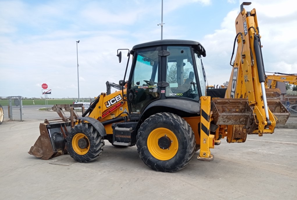 JCB 3CX ECO CONTRACTOR in vendita - foto 1