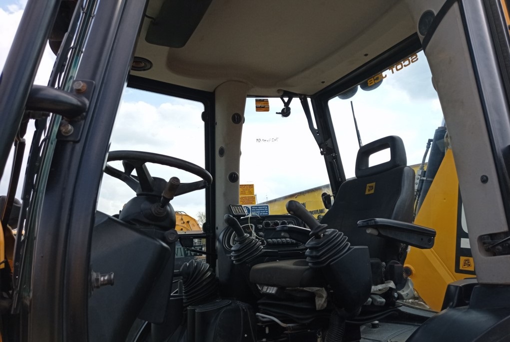 JCB 3CX ECO CONTRACTOR in vendita - foto 5