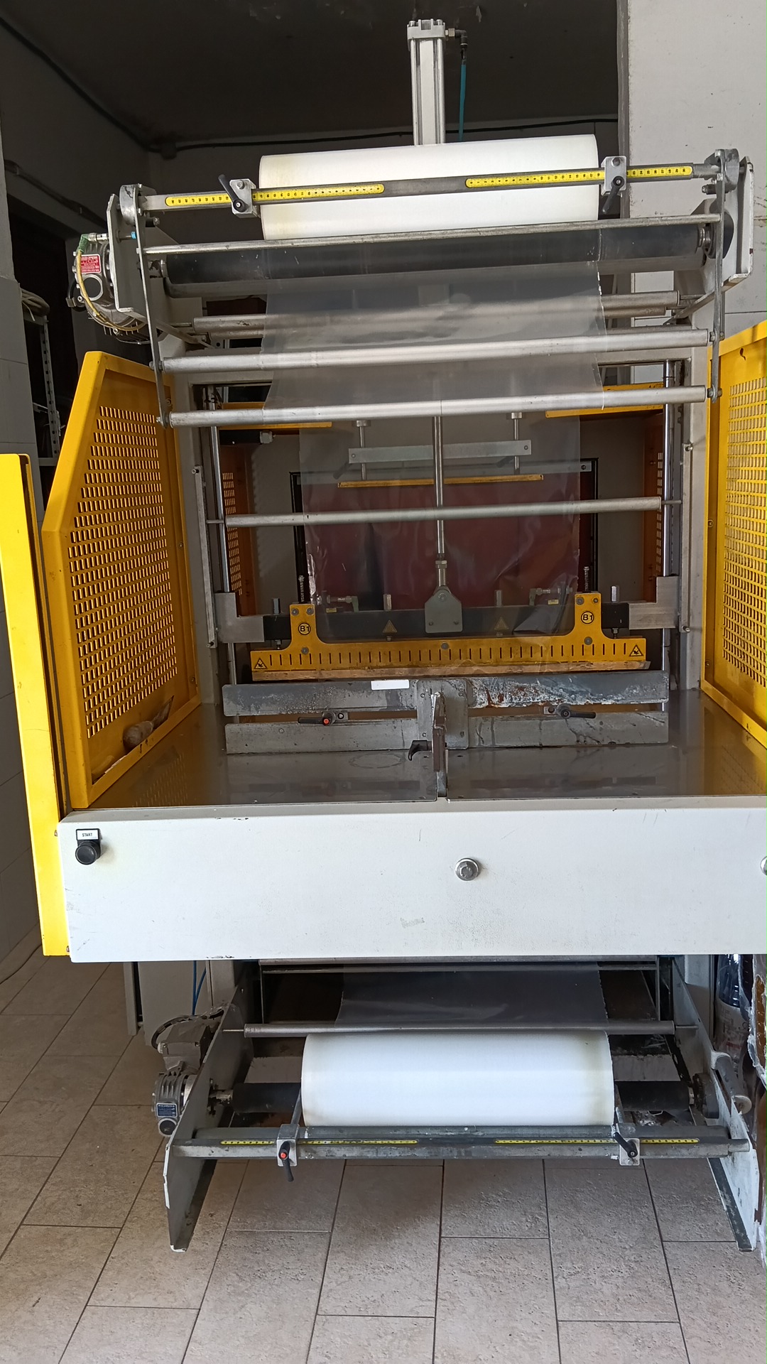 Fardellatrice semi automatica  in vendita - foto 2