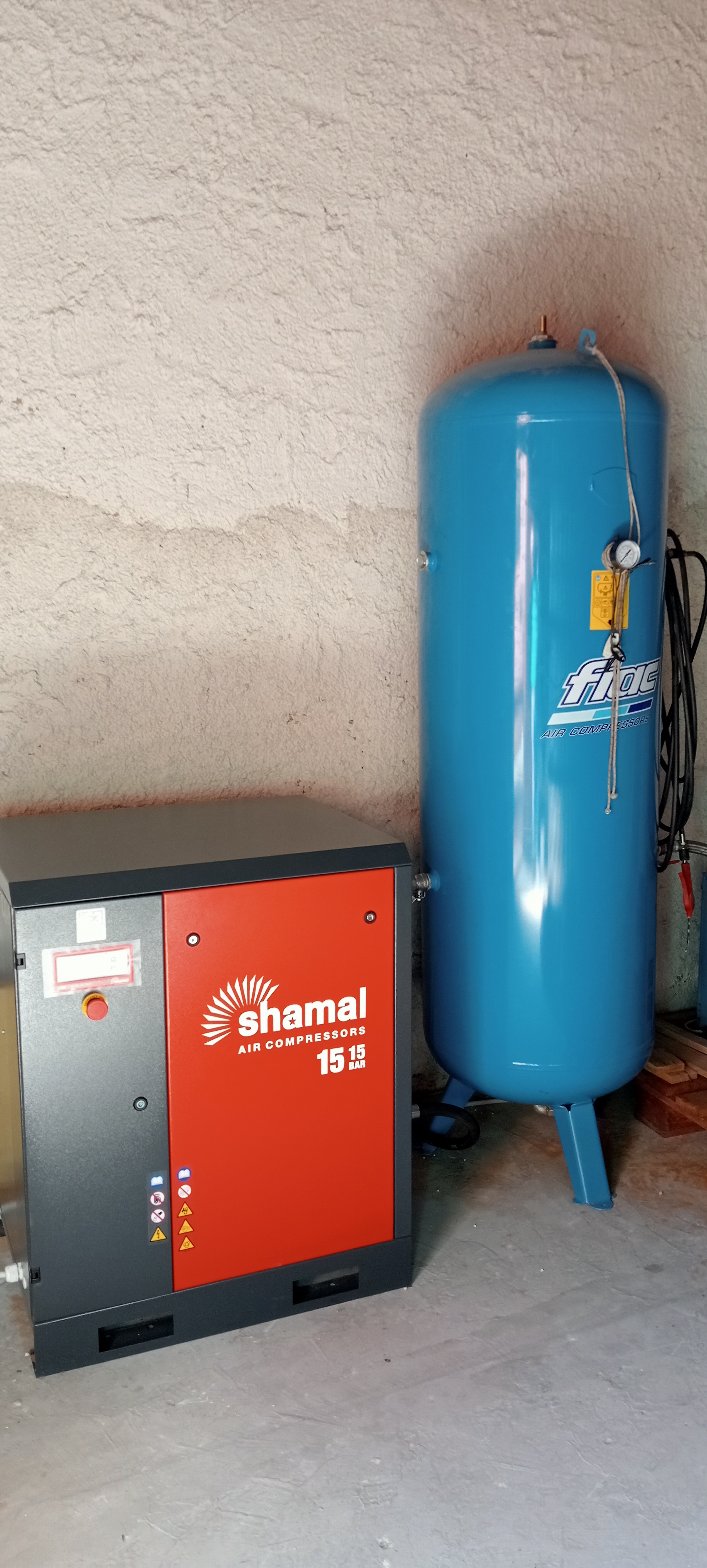 Soffiatrice di preforme in PET  in vendita - foto 3