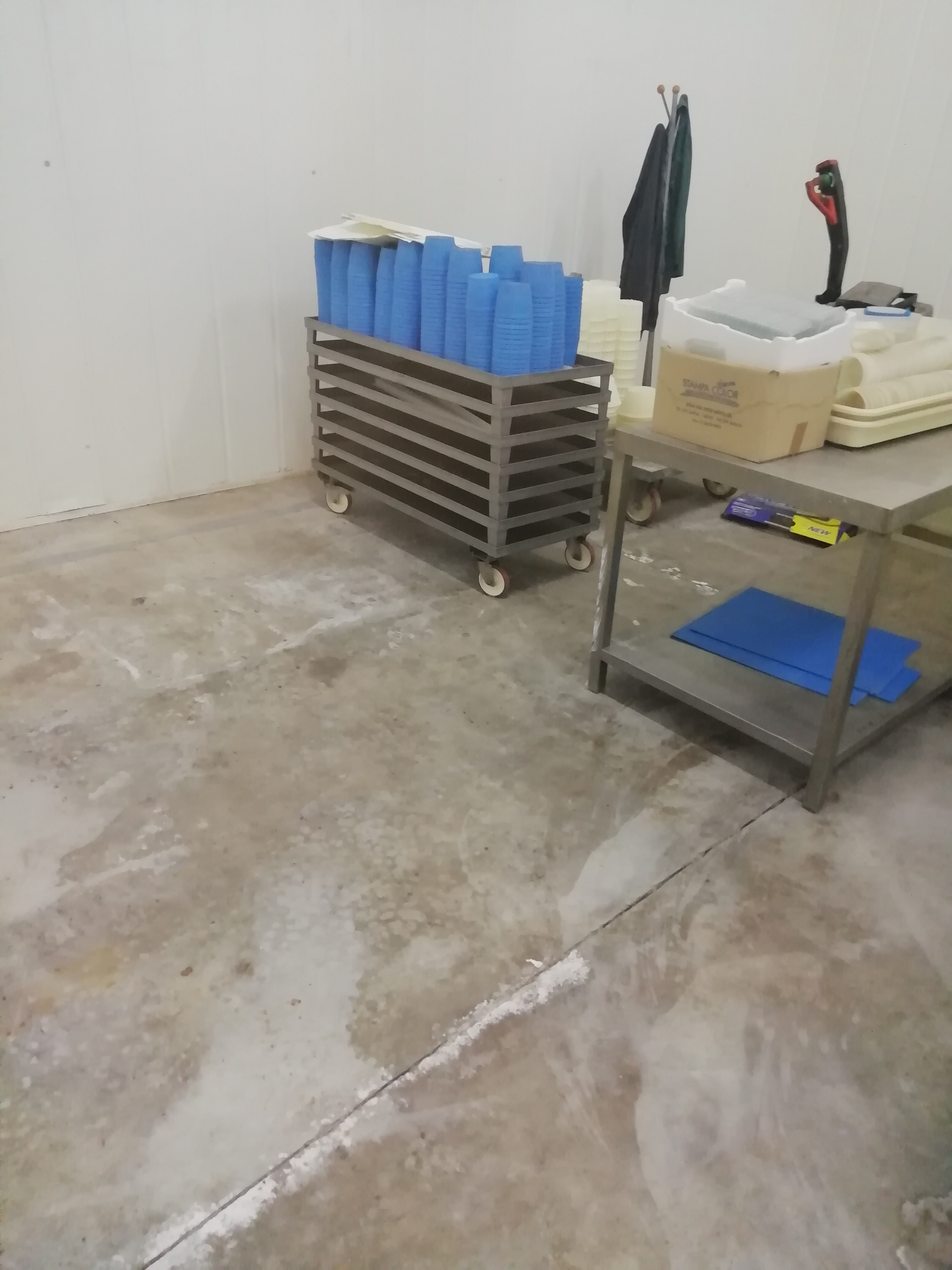 Lavorazione latte e formaggi in vendita