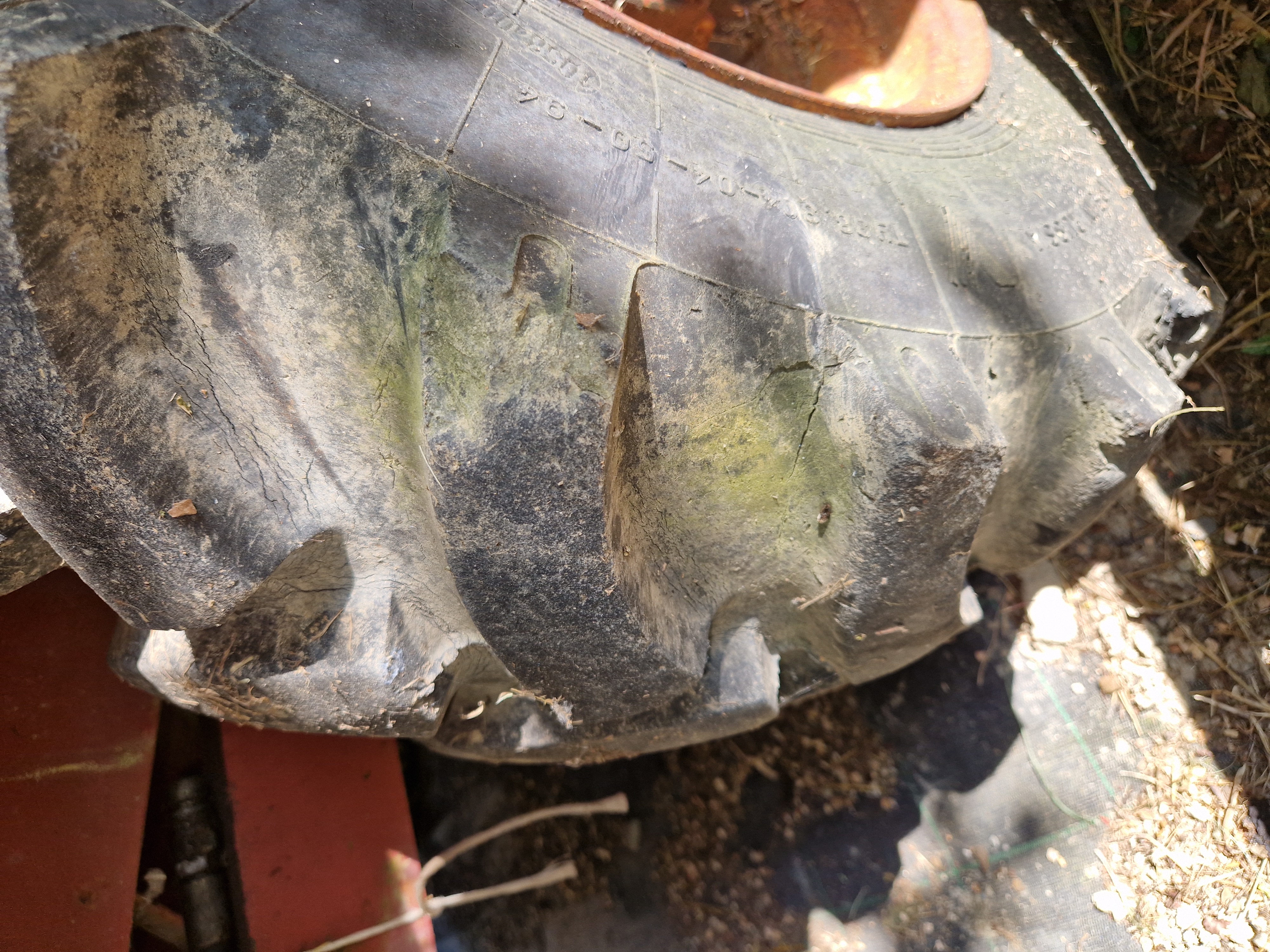 Rimorchio Agricolo trazionato – ribaltabile trilaterale in vendita - foto 10