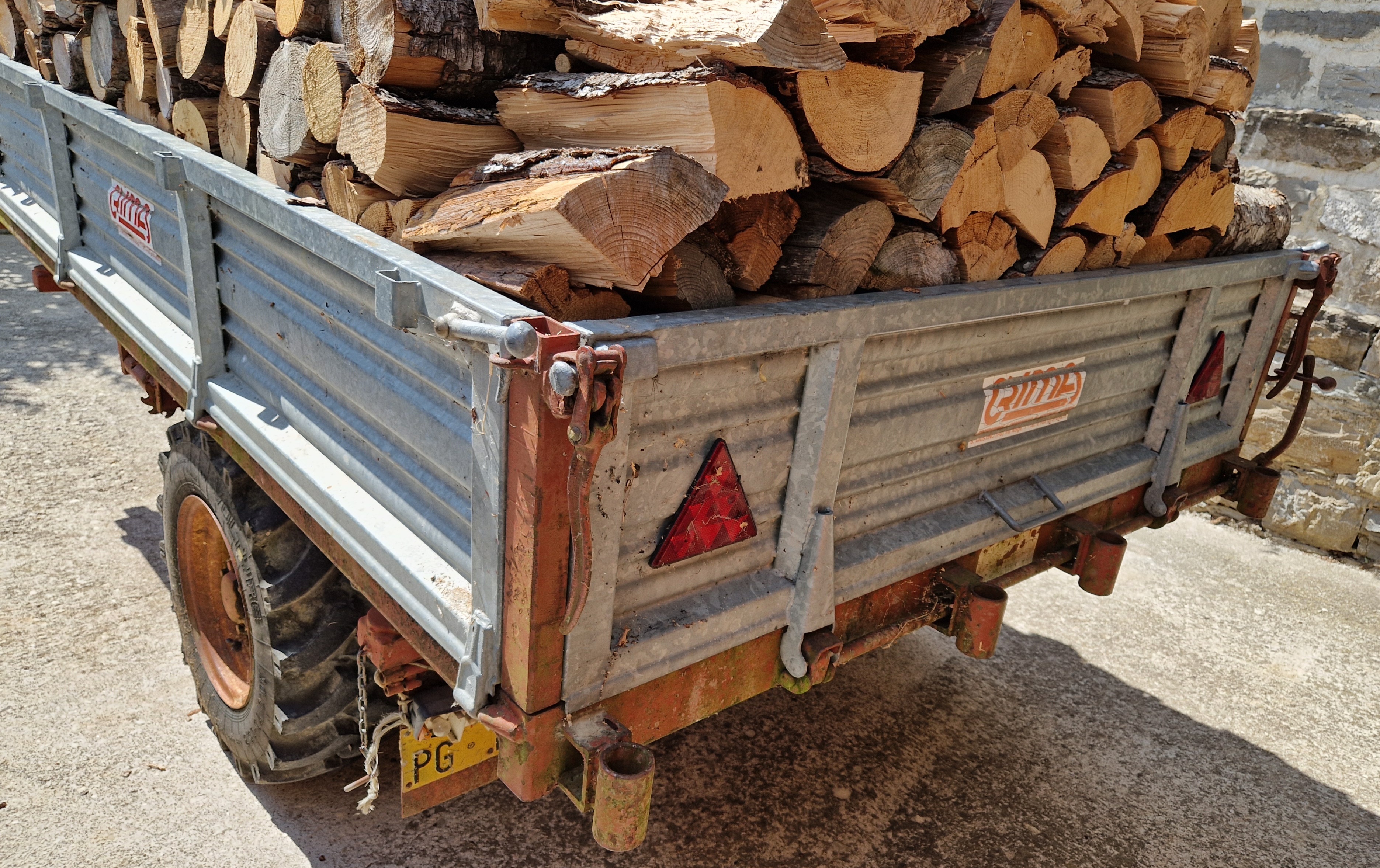 Rimorchio Agricolo trazionato – ribaltabile trilaterale in vendita - foto 4