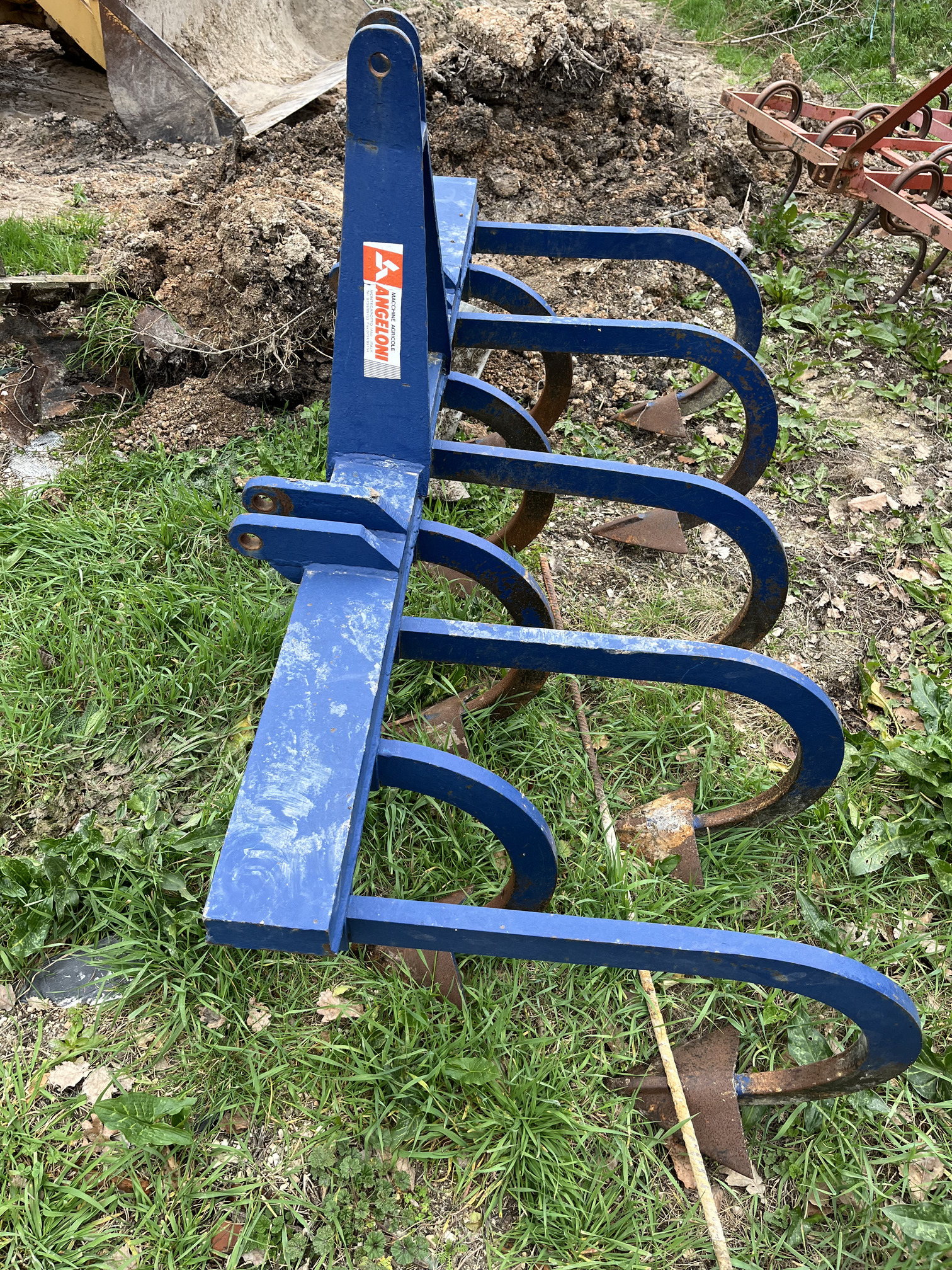 New Holland TD5 115 – 650 ore – con attrezzature in vendita - foto 6