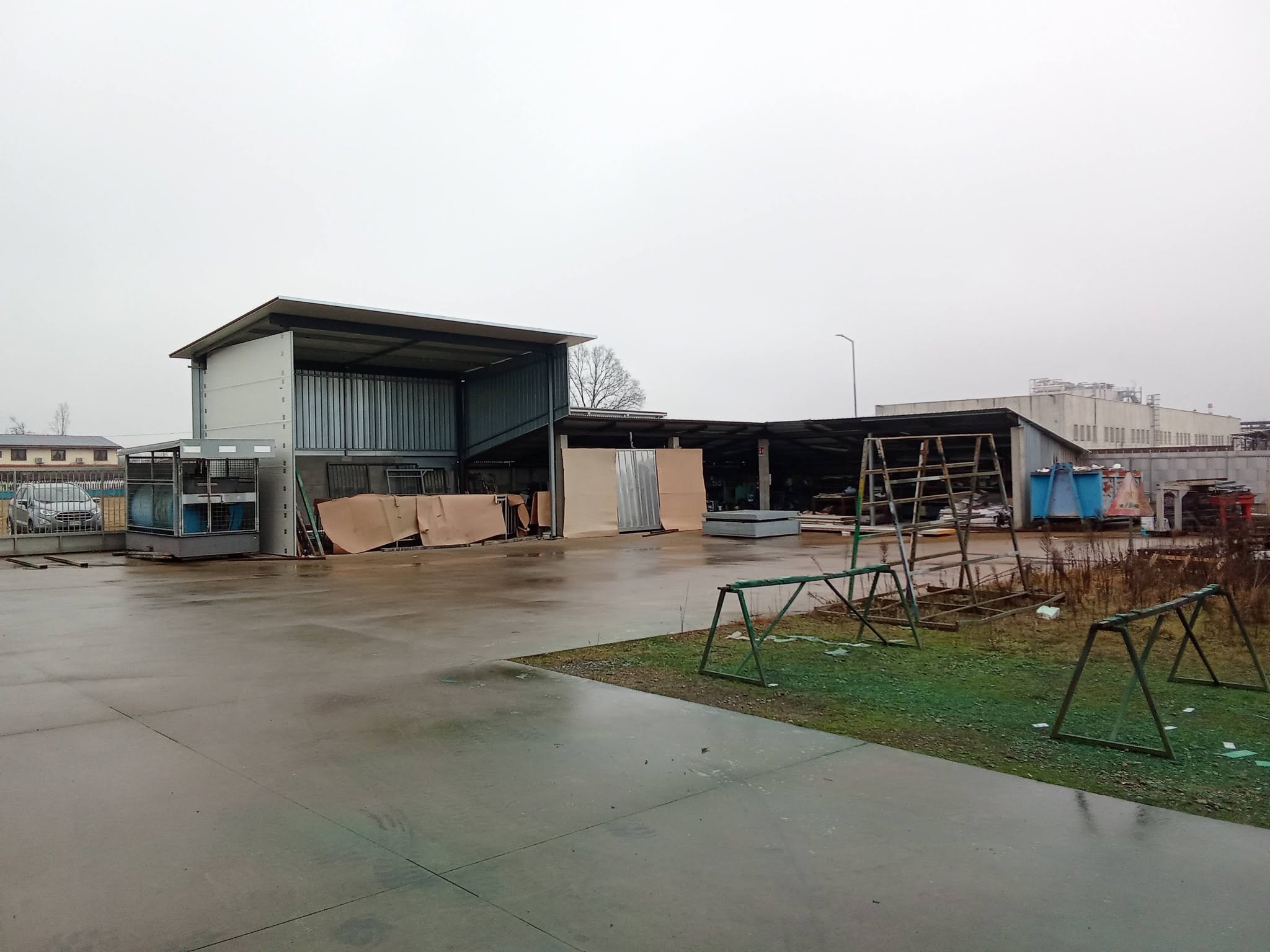 Carpenteria completa: capannone e macchinari in vendita - foto 8