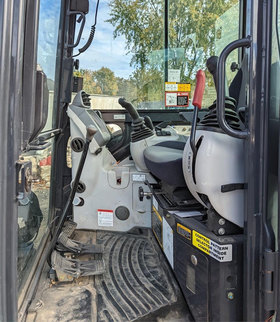 Miniescavatore HITACHI ZX35U-5N in vendita - foto 4