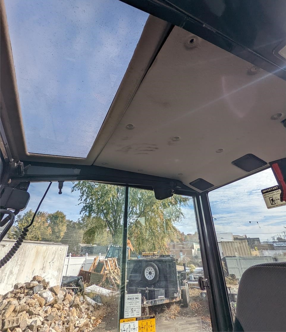 Miniescavatore HITACHI ZX35U-5N in vendita - foto 7