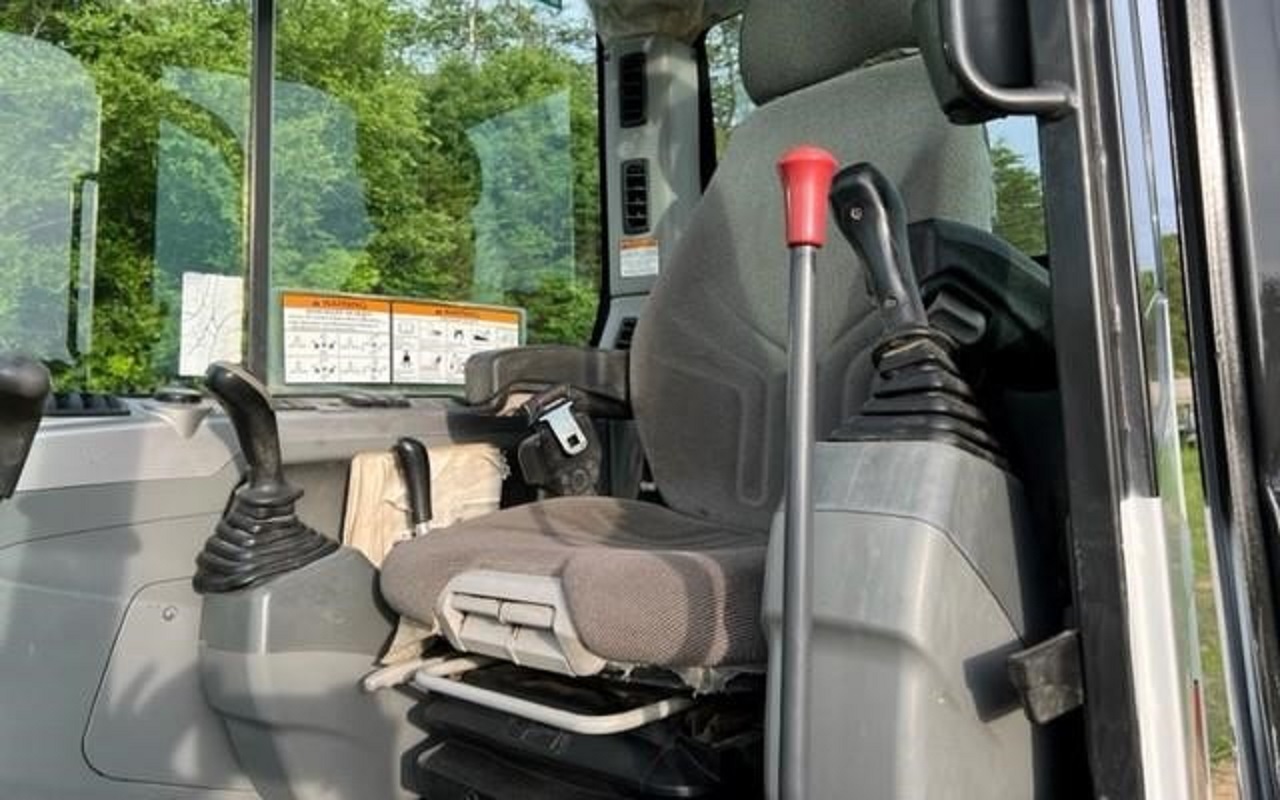 Miniescavatore BOBCAT E85 in vendita - foto 3