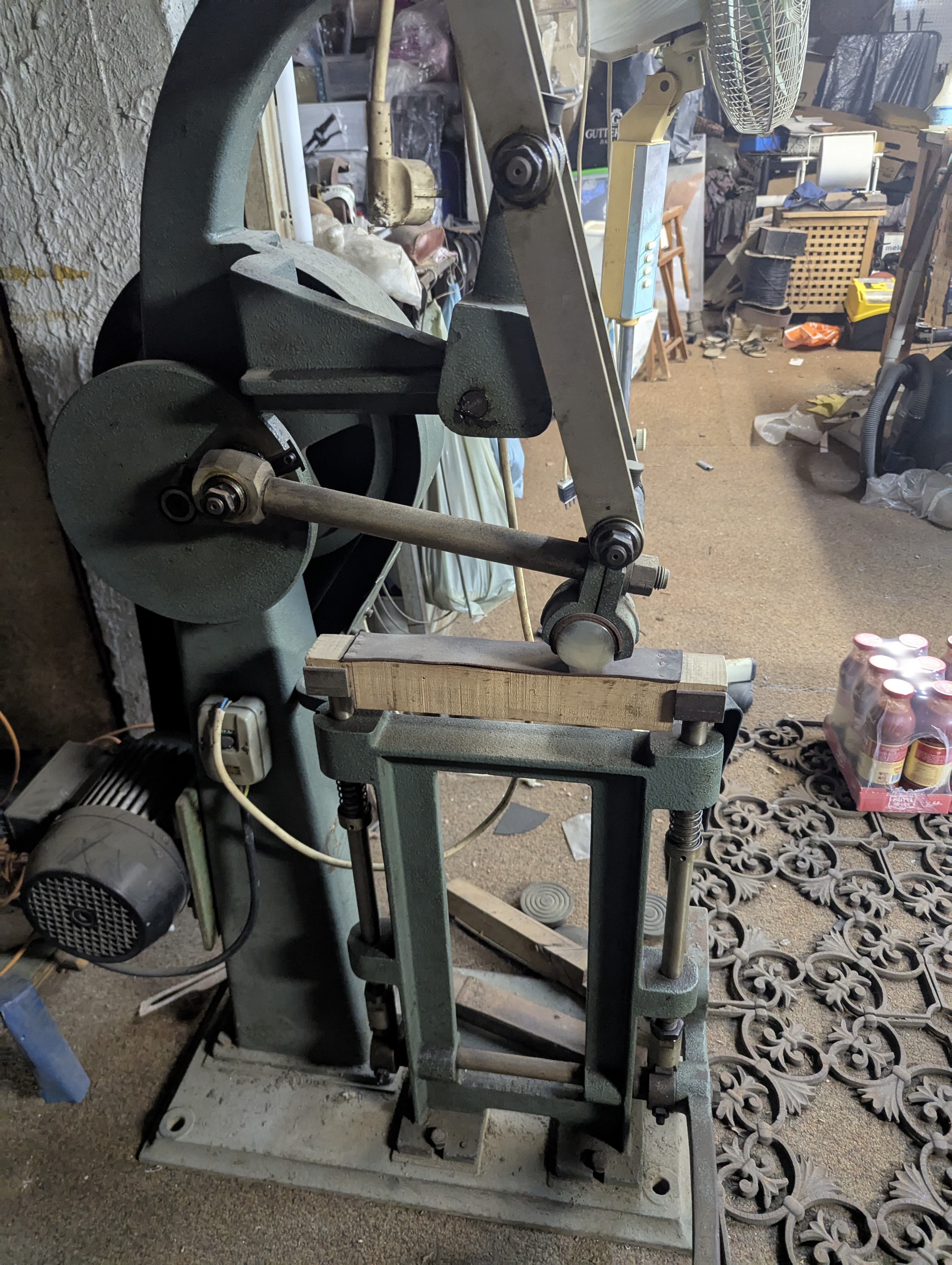 Lucidatrice pelli (lissa) in vendita - foto 3