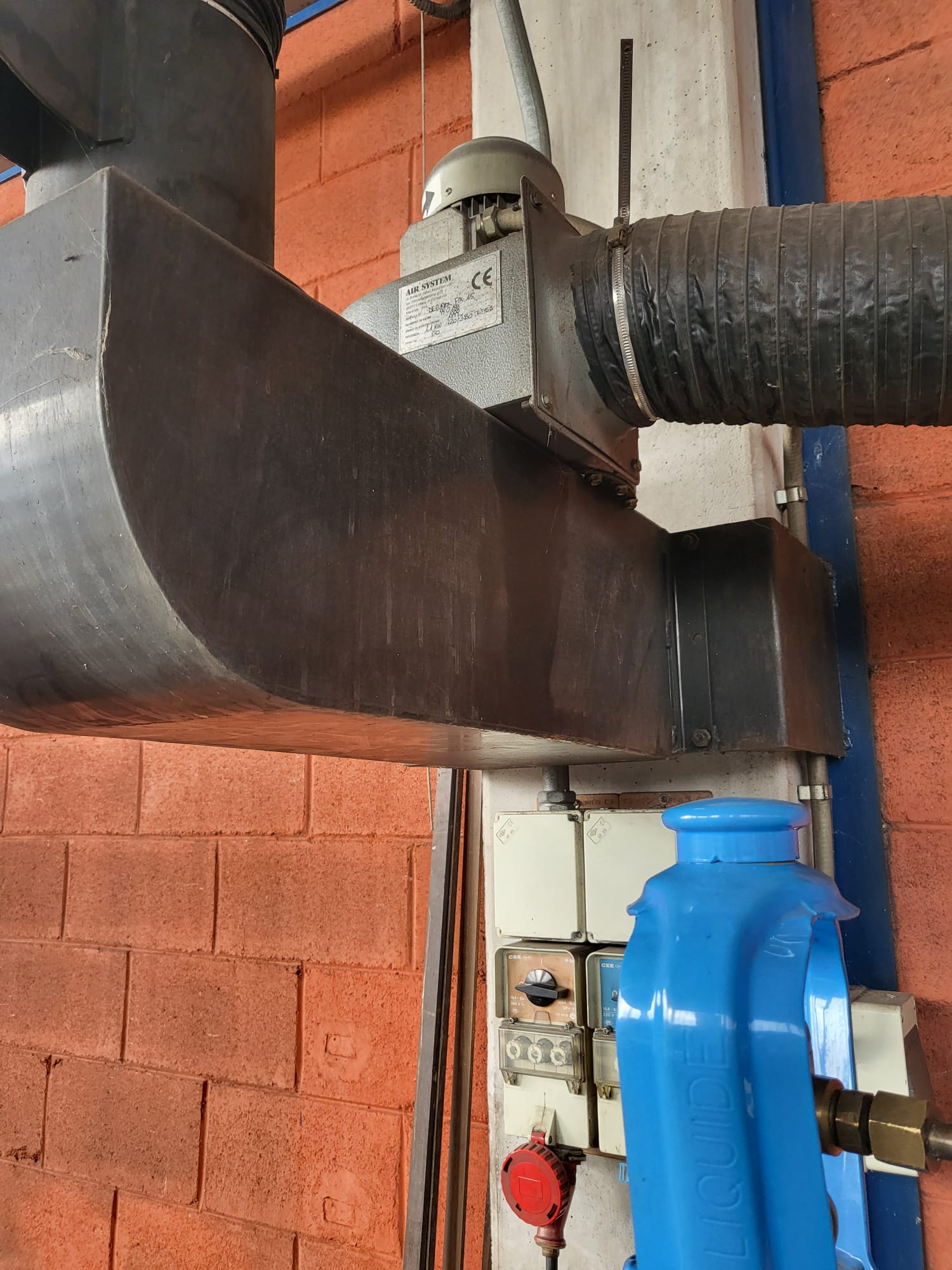 IMPIANTO DI ASPIRATORE FUMI AIR SYSTEM  in vendita - foto 2