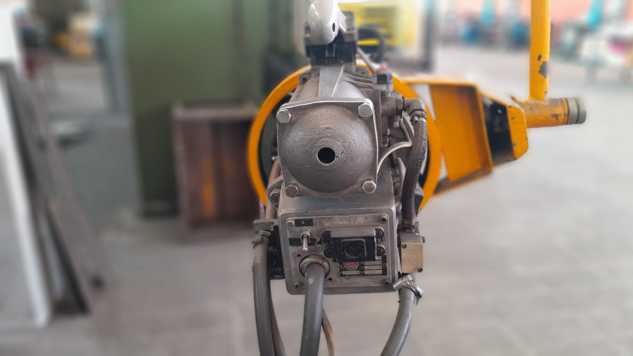 PUNTATRICE PENSILE  DP  VISUALIZZATA  in vendita - foto 3