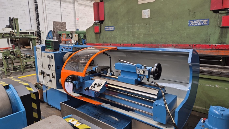 Torni per metallo in vendita