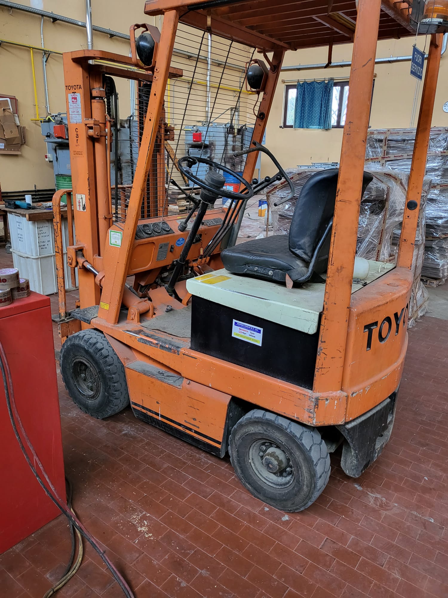 Carrelli elevatori in vendita