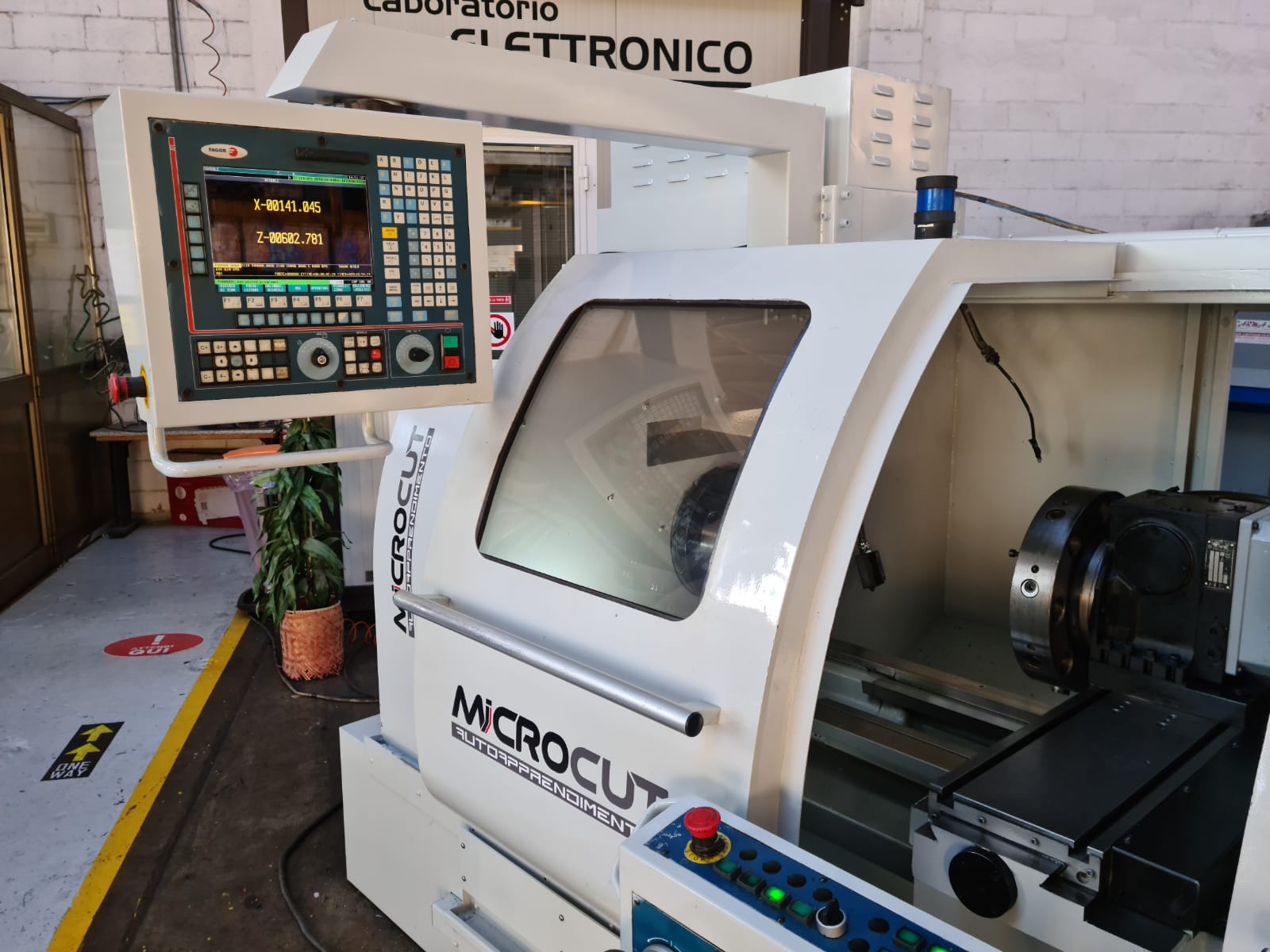 TORNIO MICRO CUT CNC 1640  AUTOAPPRENDIMENTO CNC  in vendita - foto 7