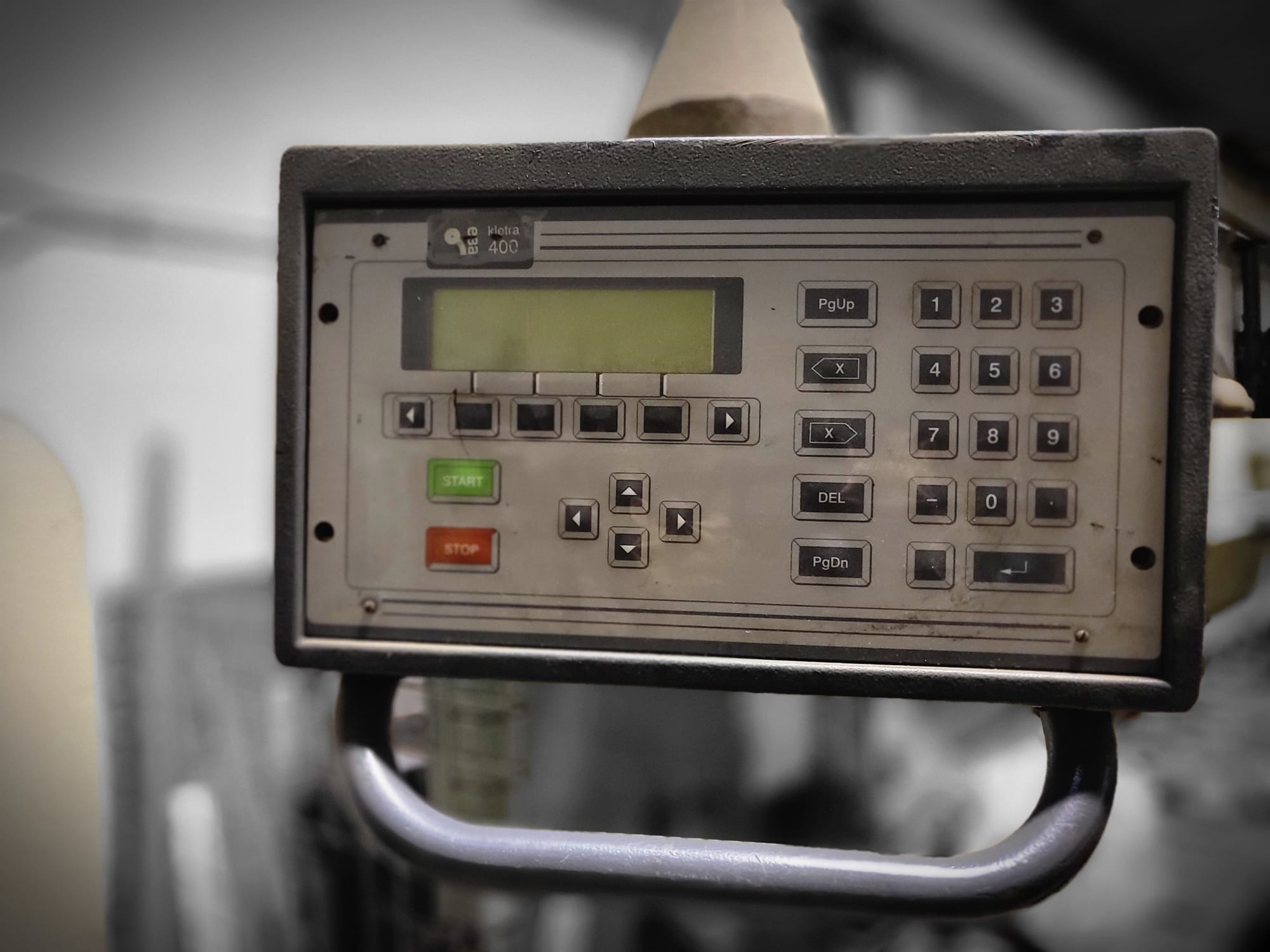  PIEGATRICE SALA  3000 X 110 TON  CN in vendita - foto 4