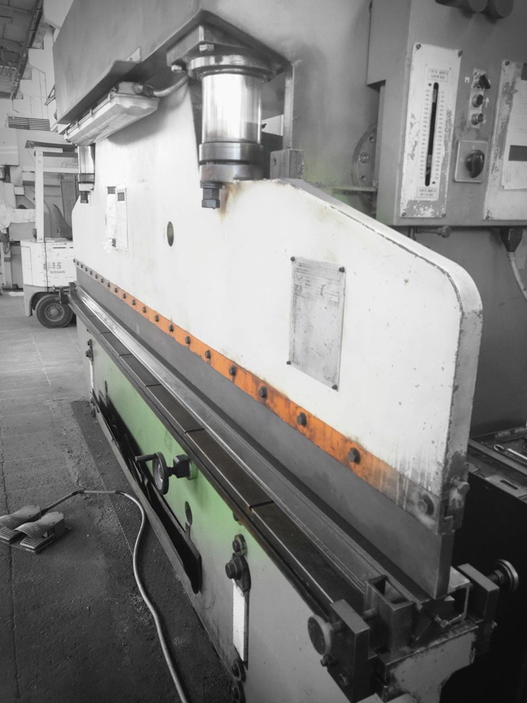 PIEGATRICE  INDUMAC  4000 X 100 TON  in vendita - foto 2