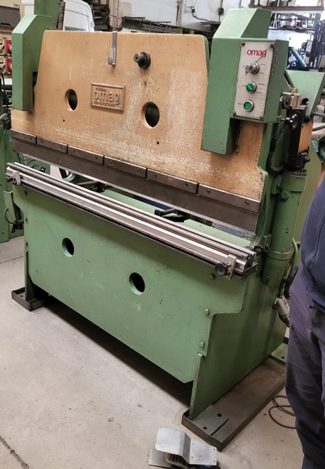 PIEGATRICE OMAG  1500 X 20 TON  in vendita - foto 2