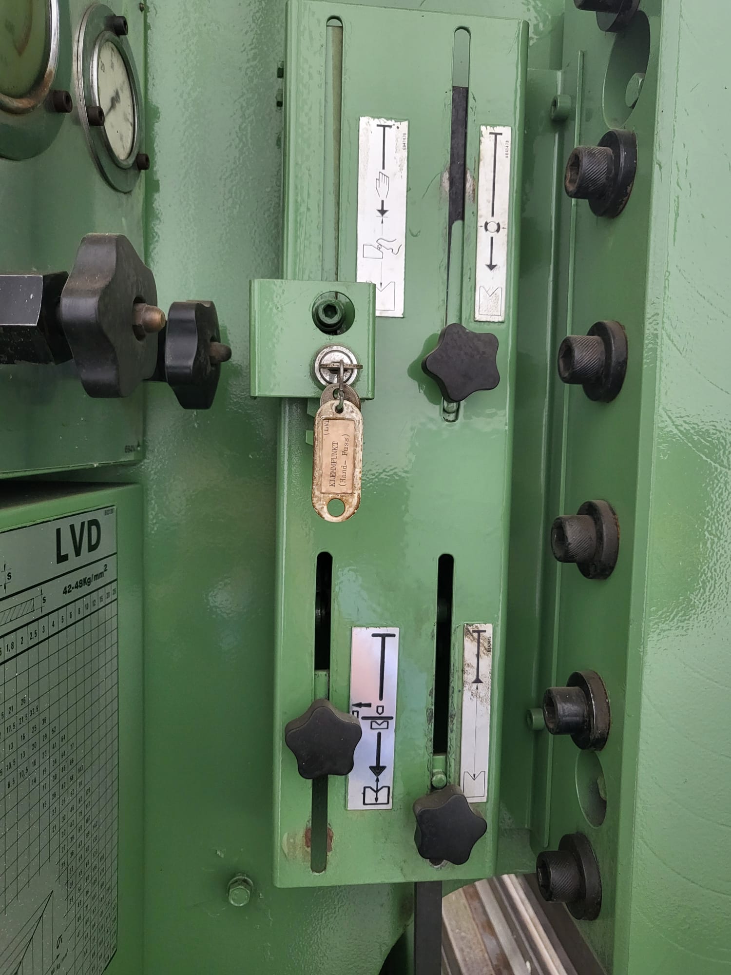 PIEGATRICE LVD  3000 X 110 in vendita - foto 6