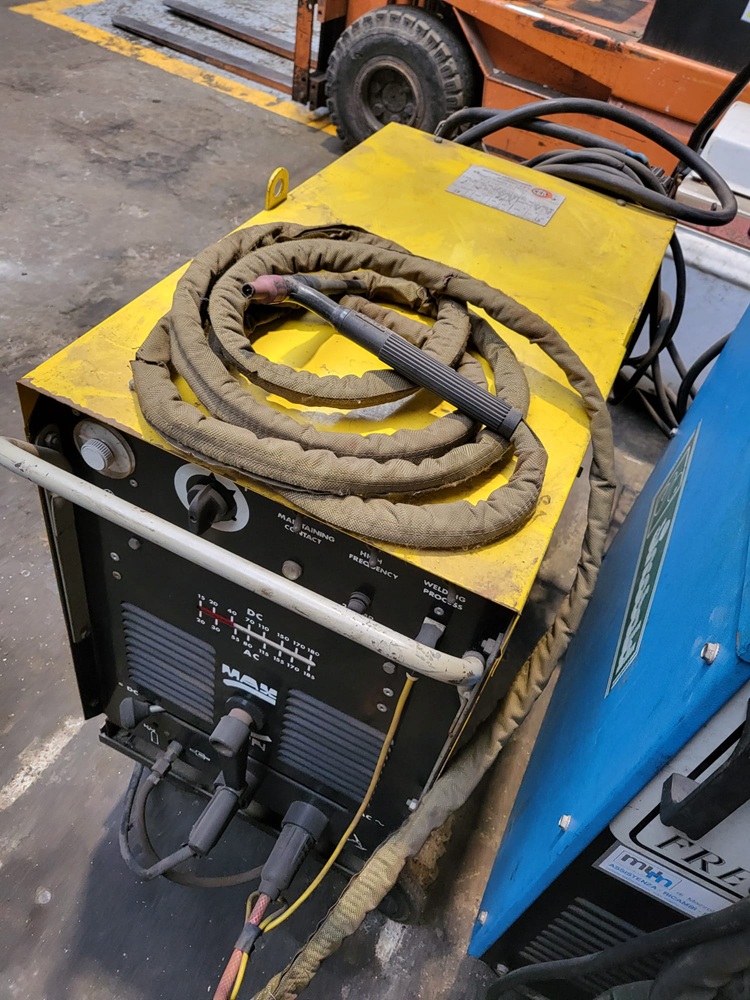 SALDATRICE A TIG  ESAB MOD. -AC-DC 180 TIG  in vendita - foto 2