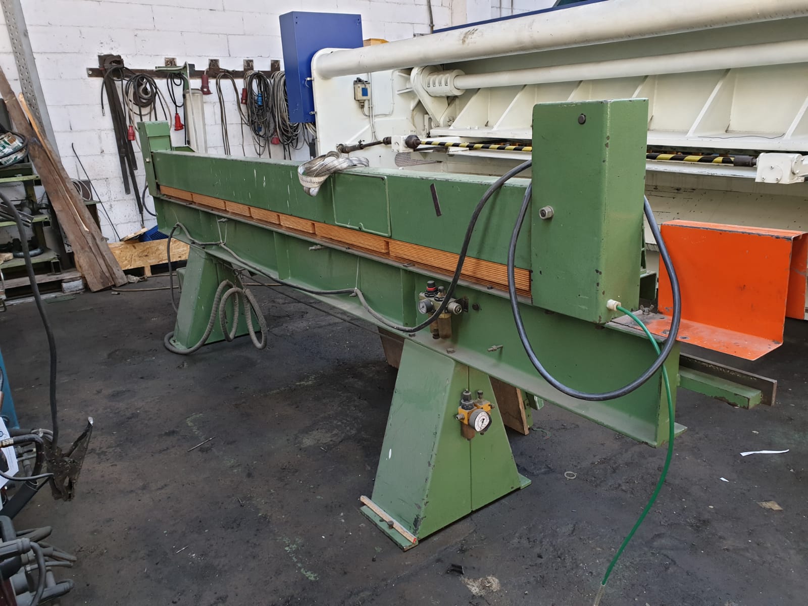 SEZIONATRICE mm 3000 ING. MONTAVOCI  in vendita - foto 2