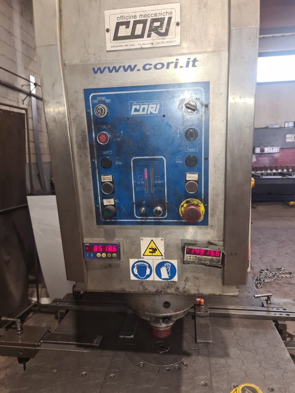 PUNZONATRICE CORI   OLEODINAMICA MONOPUNZONE in vendita - foto 2