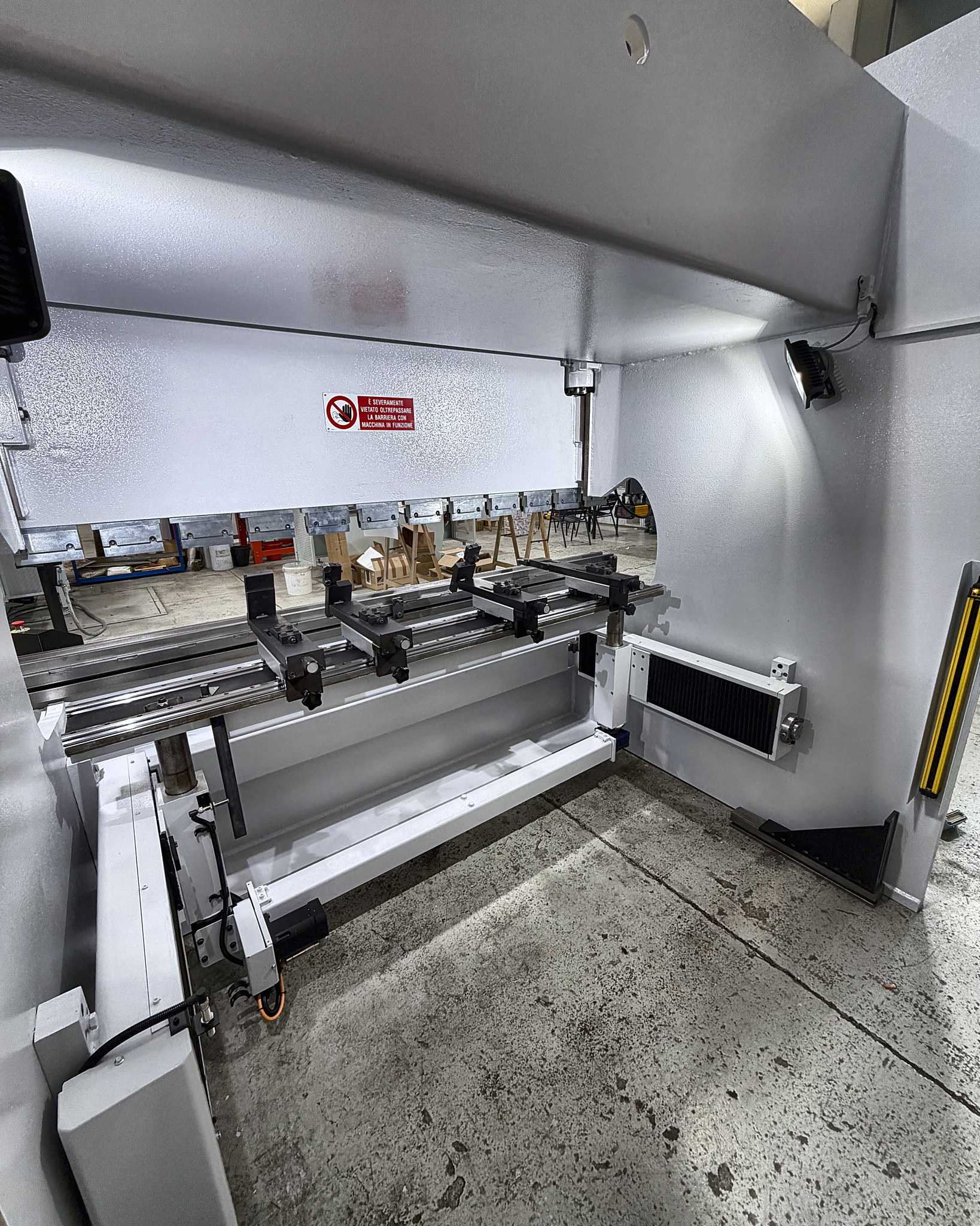 Pressa piegatrice CBC HS 60/26 2600 mm 60 ton CNC in vendita - foto 5