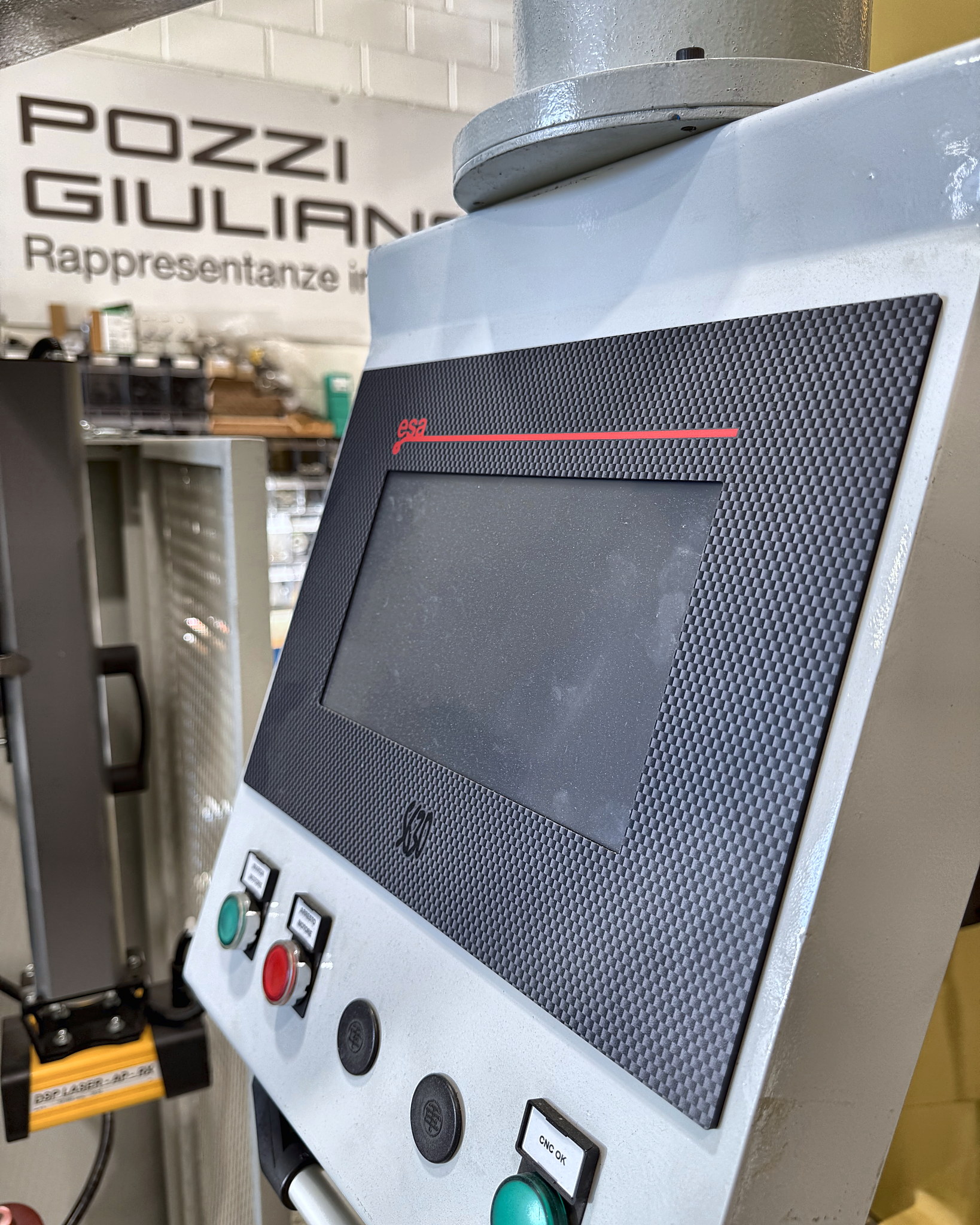 Pressa piegatrice CBC HS 60/16 1600 mm 60 ton CNC in vendita - foto 4