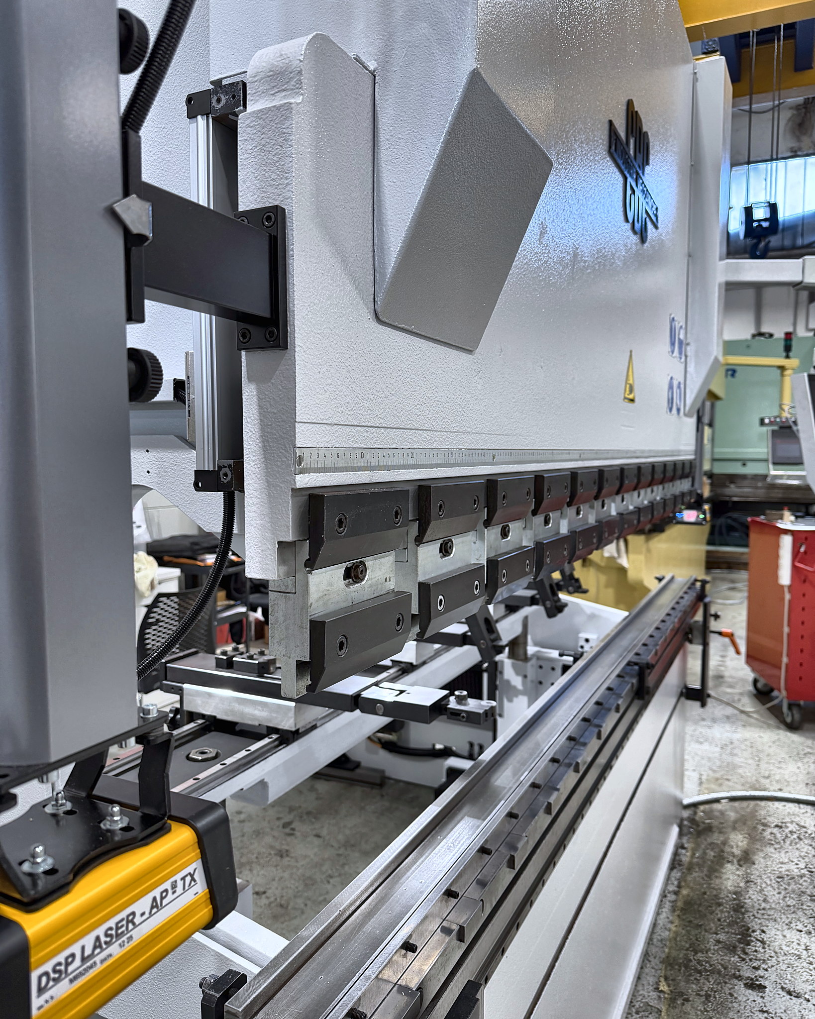 Pressa piegatrice CBC HS 60/26 2600 mm 60 ton CNC in vendita - foto 4