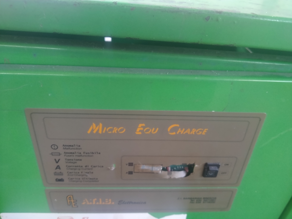 CARRELLO ELEVATORE USATO MARCA OM MODELLO EU3/17,5 in vendita - foto 8