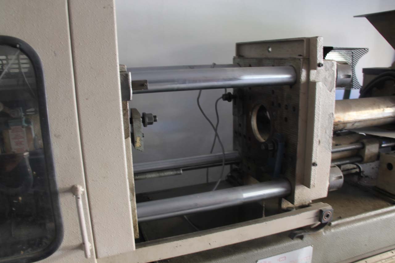 Pressa ad iniezione SANDRETTO 2GV 50B Euromap in vendita - foto 2