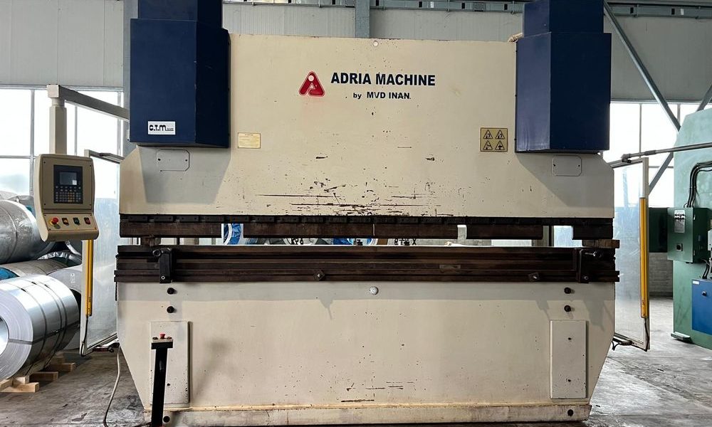 Pressa piegatrice Adria Machine  in vendita - foto 1