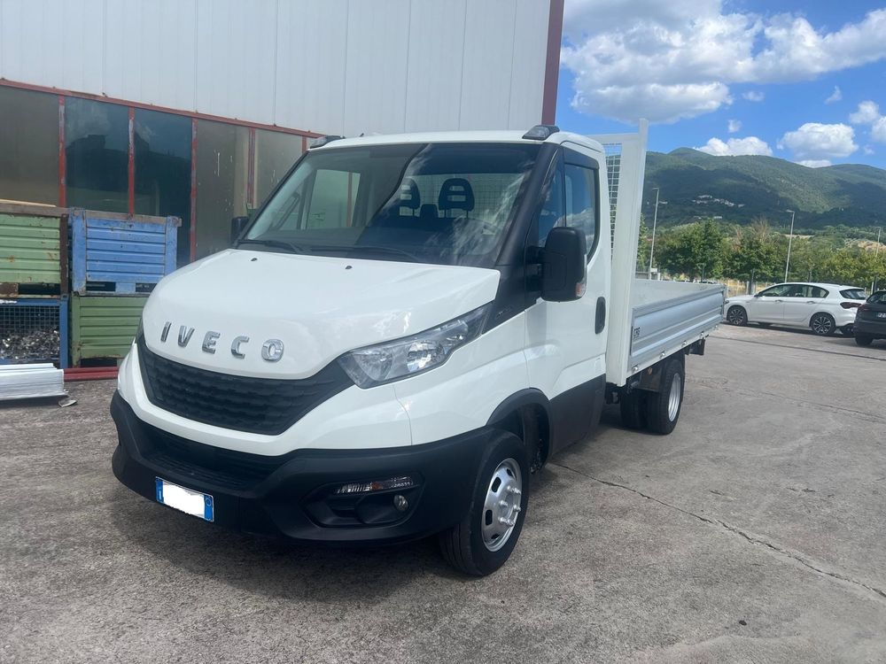 Autocarri in vendita